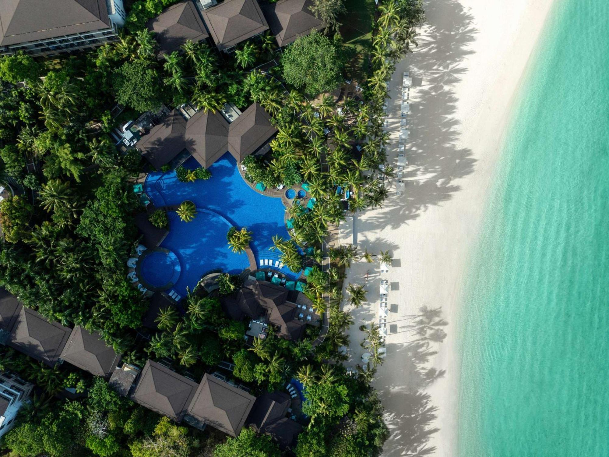 Movenpick Resort & Spa Boracay Yapak Kültér fotó Aerial view of the resort