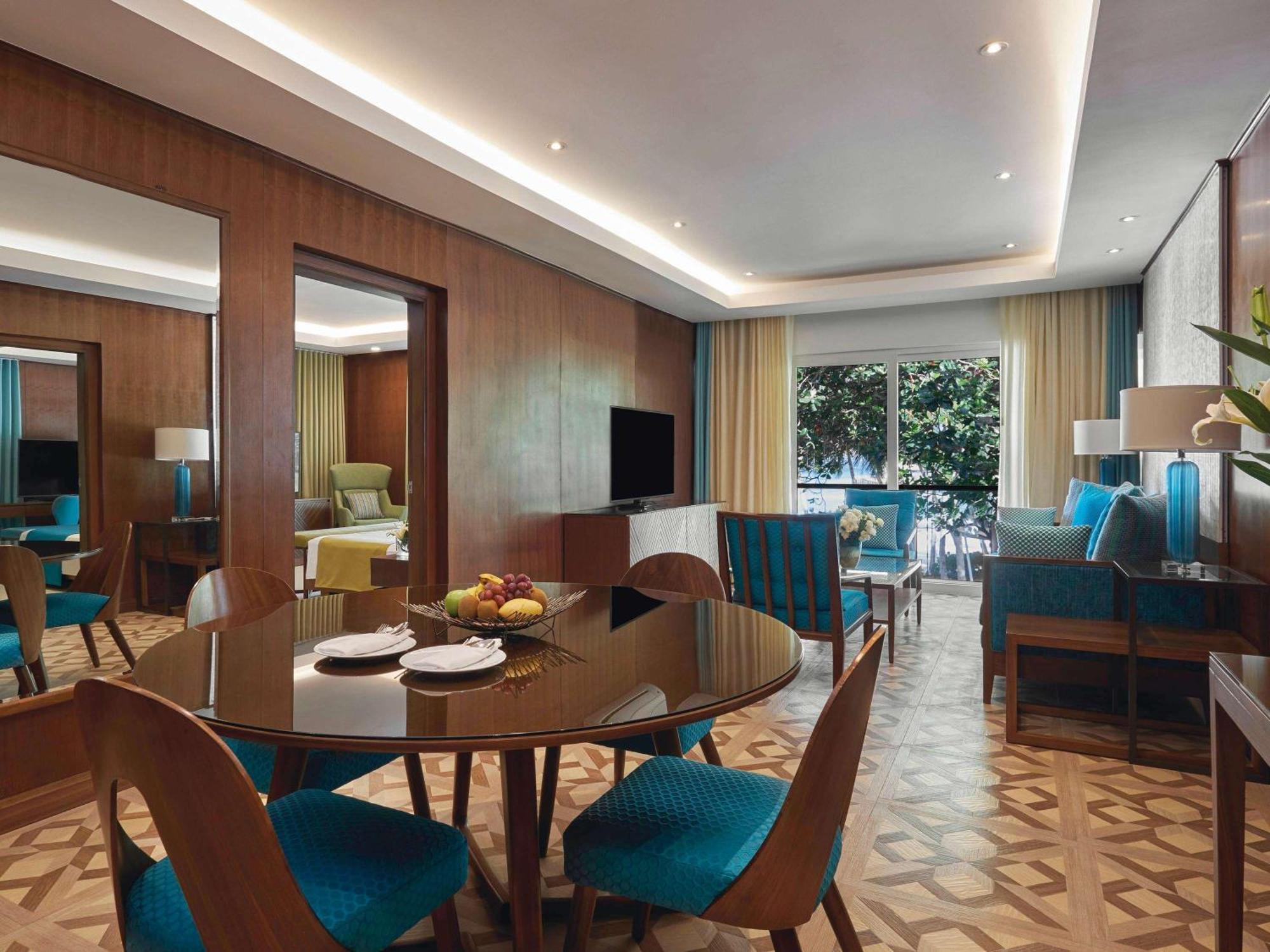 Movenpick Resort & Spa Boracay Yapak Kültér fotó Suite at the Hilton Athens