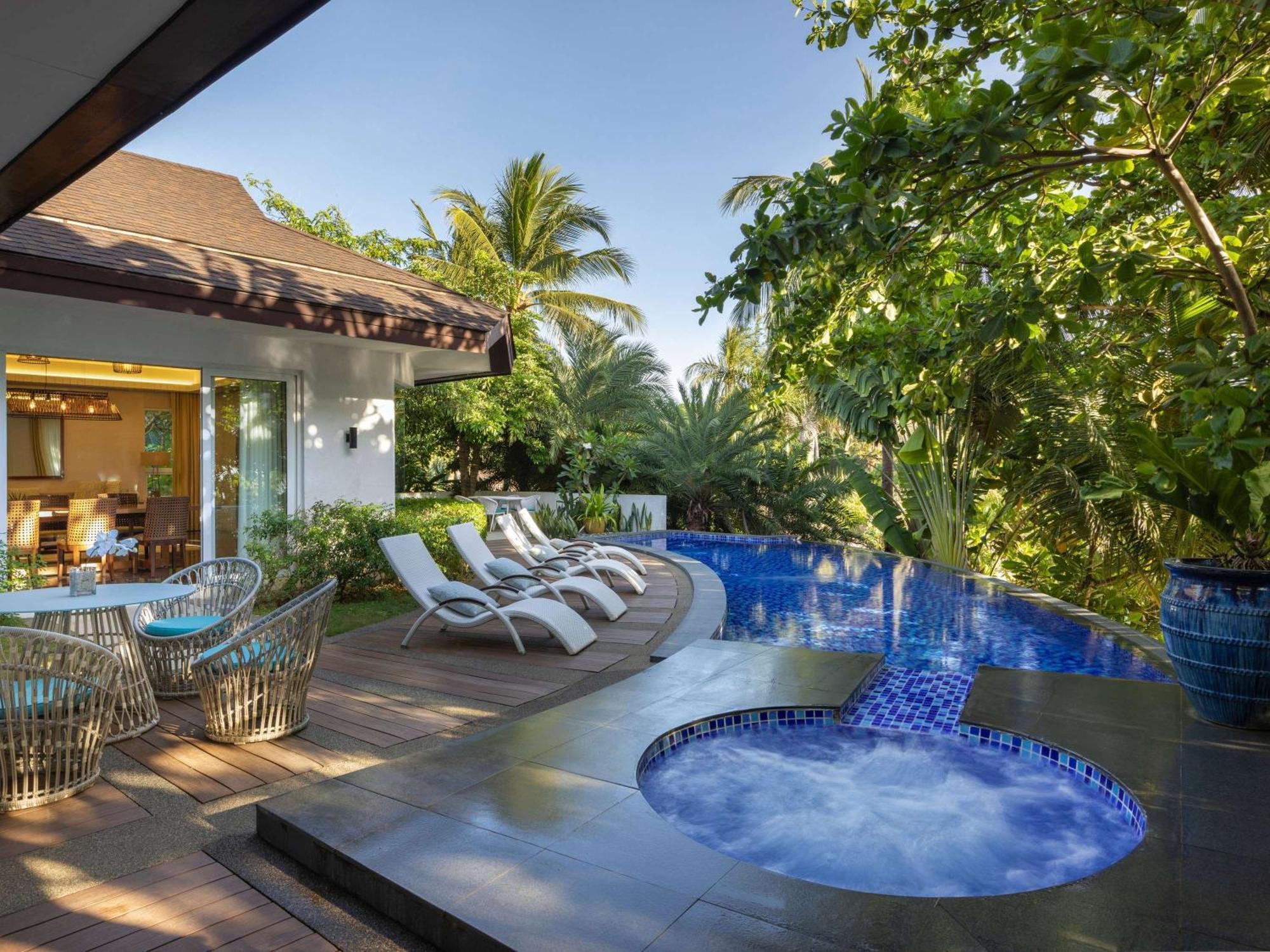 Movenpick Resort & Spa Boracay Yapak Kültér fotó A pool villa at the resort